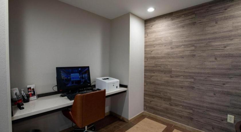 Candlewood Suites Saint Joseph By Ihg Exterior photo